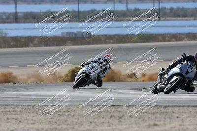 media/Nov-16-2025-Race Pace (Sun) [[8c5fa54630]]/Verified Riders/3-Turn 14 (1045am)/